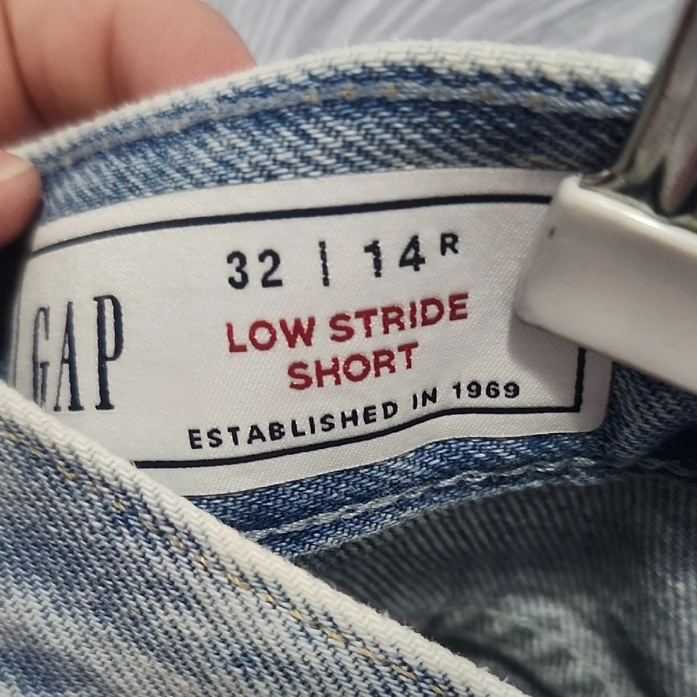 GAP Light Blue Distressed Jean Shorts - Picture 2 of 4